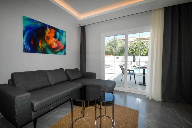 Swan Boutique Hotel