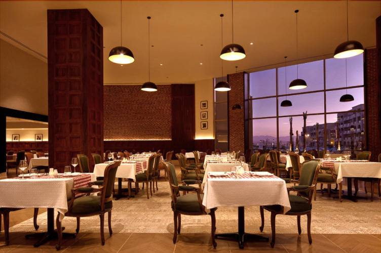 Serenity Sky Arc Hotel