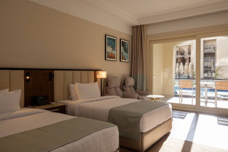 Serenity Sky Arc Hotel