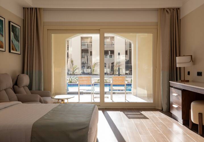 Serenity Sky Arc Hotel