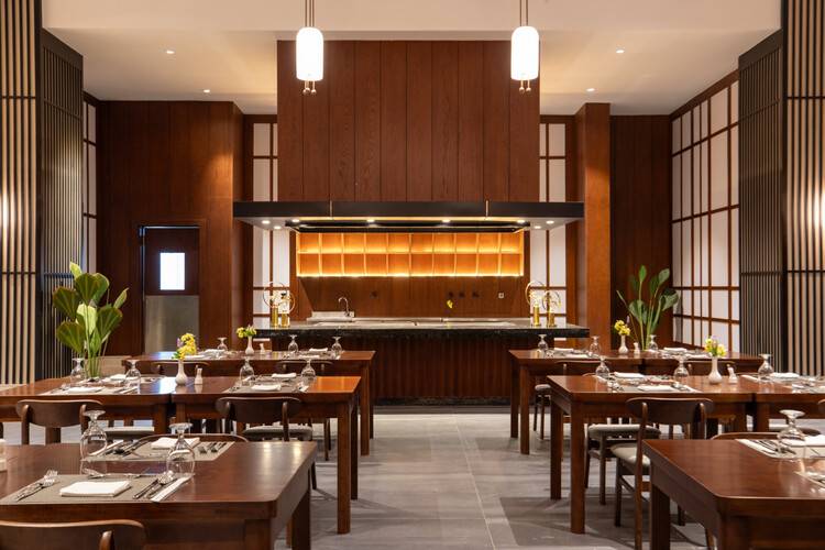 Serenity Sky Arc Hotel