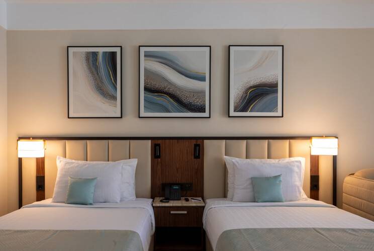 Serenity Sky Arc Hotel