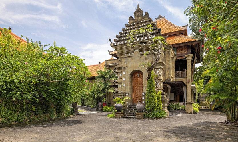 Giri Bhagawan Villas & Spa