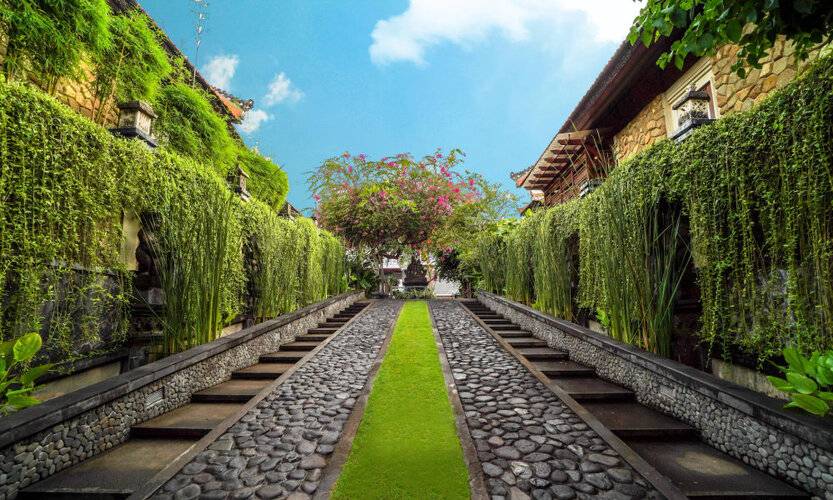 Giri Bhagawan Villas & Spa