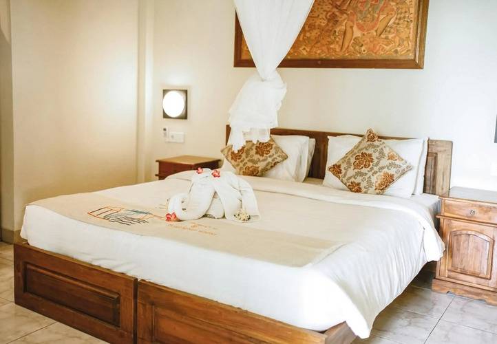 Amed Cafe & Hotel Kebun Wayan