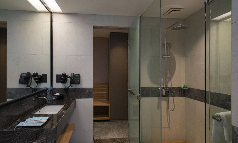 Anara Airport Hotel