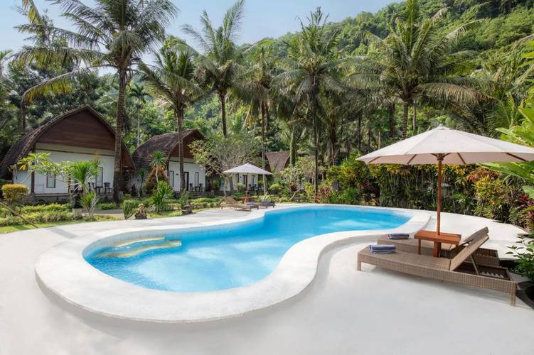 Crystal Bay Villa & Residence