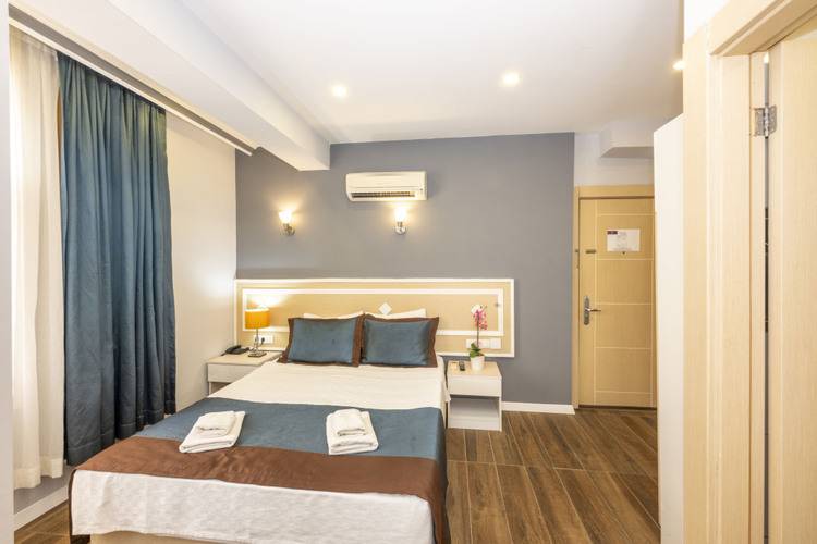 Legend Tulip Hotel