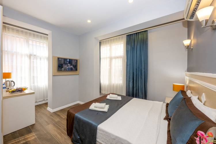 Legend Tulip Hotel