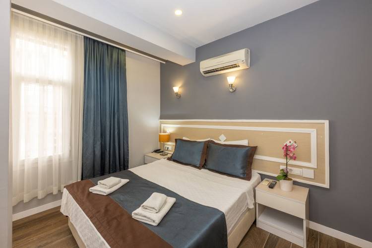 Legend Tulip Hotel