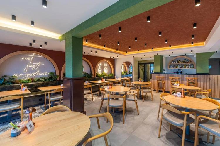 Echinus Lara Hotel