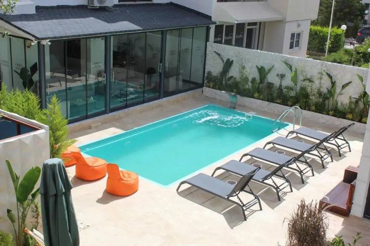 Echinus Lara Hotel