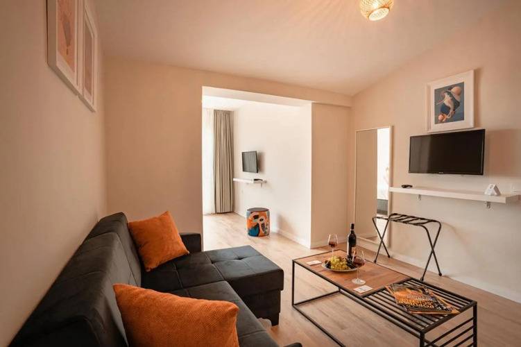 Echinus Lara Hotel