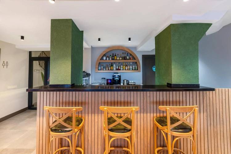 Echinus Lara Hotel