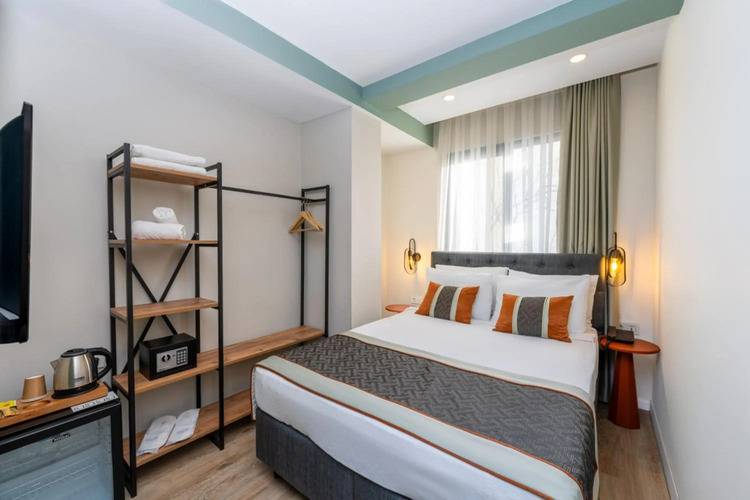 Echinus Lara Hotel