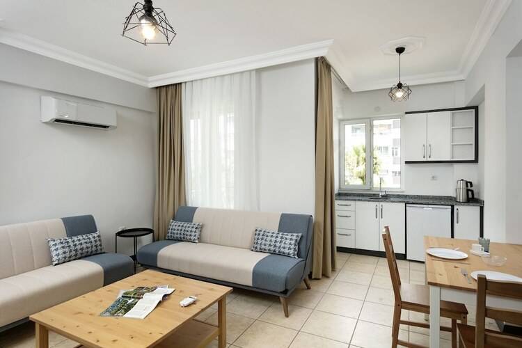 Отель Marvida Happy Suites