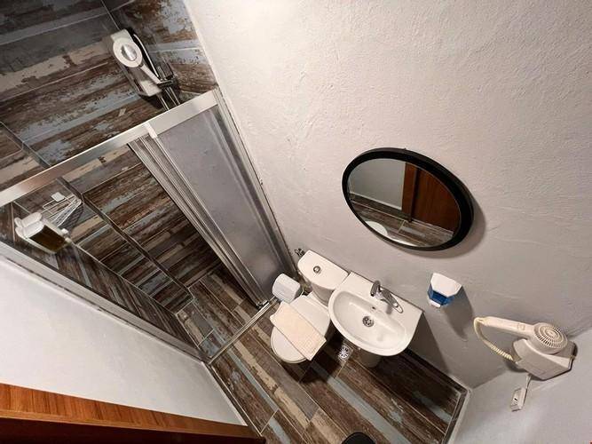 Hotel Tarihi Sari Konak