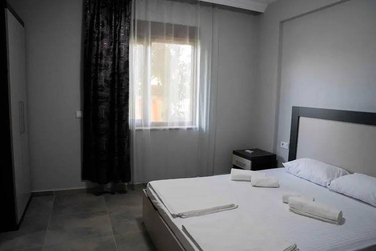 Отель Lara Breeze Homes