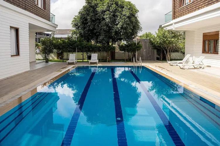 Отель Lara Breeze Homes