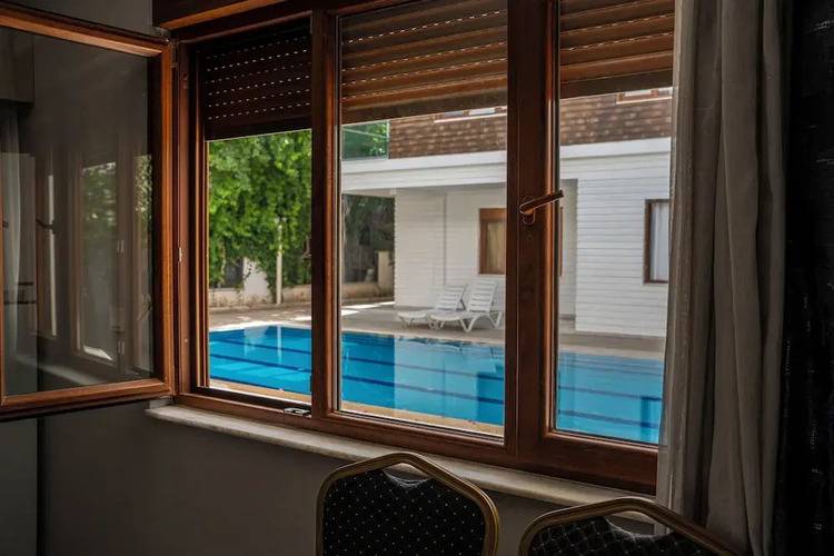 Отель Lara Breeze Homes