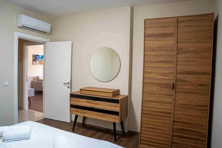 Отель Lara Breeze Homes