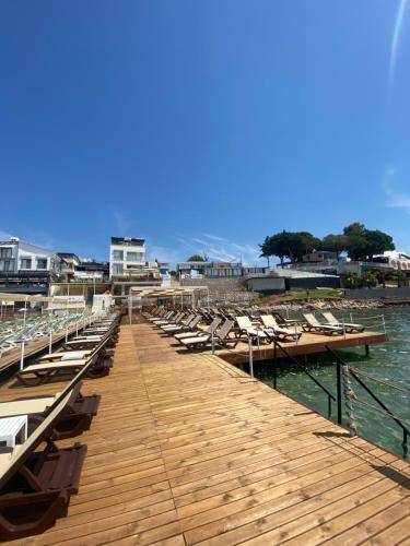 Seaside Apart Hotel