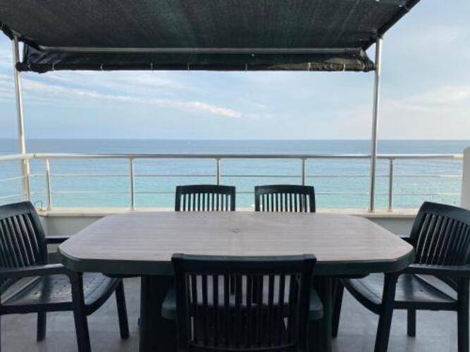 Seaside Apart Hotel