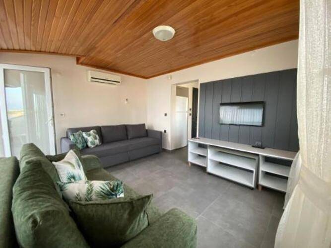 Seaside Apart Hotel