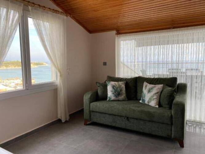 Seaside Apart Hotel