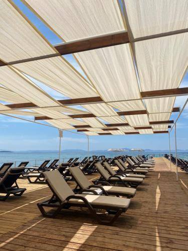 Seaside Apart Hotel