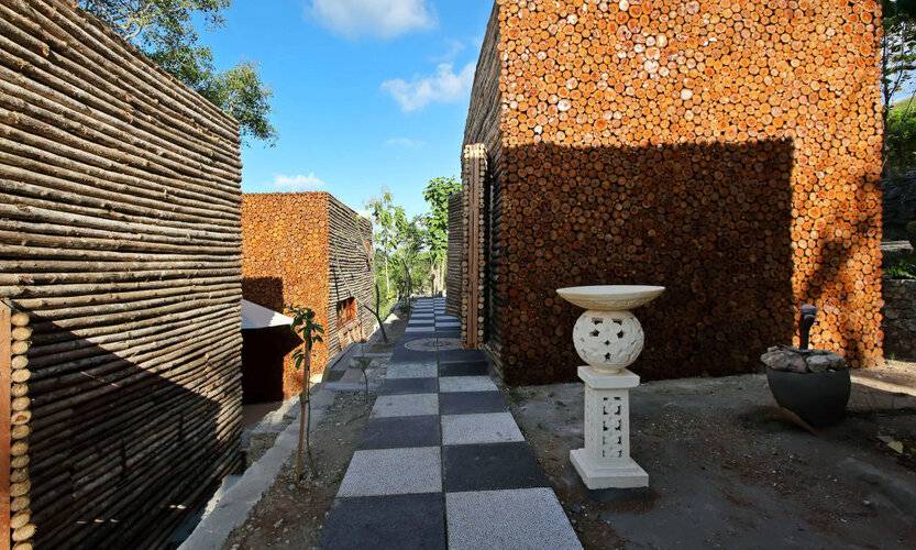 Kabeh Jati Garden Villa & Restaurant