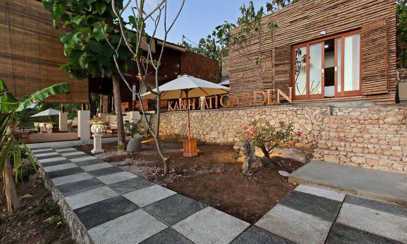 Kabeh Jati Garden Villa & Restaurant