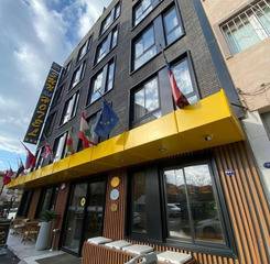 $item['hotel']['name']