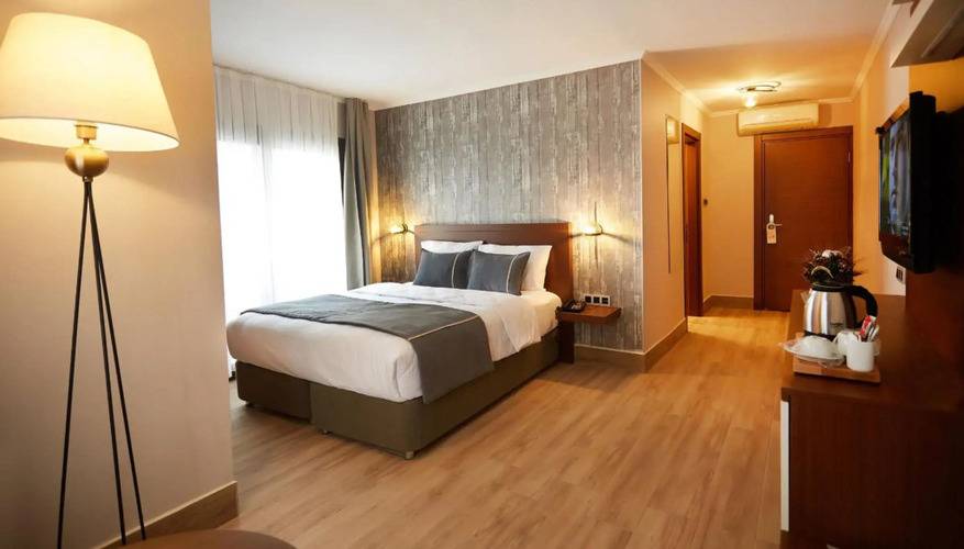 Mira Otel Alsancak