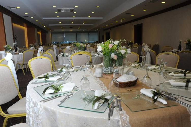 Anemon Kent Çiğli Otel