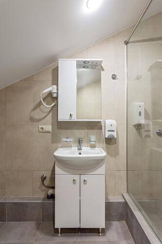 Gemstbutikhotel (Гемстбутикотель)