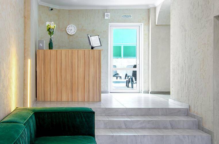 Gemstbutikhotel (Гемстбутикотель)