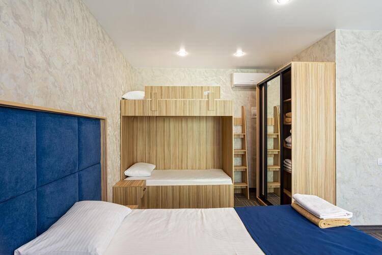 Gemstbutikhotel (Гемстбутикотель)