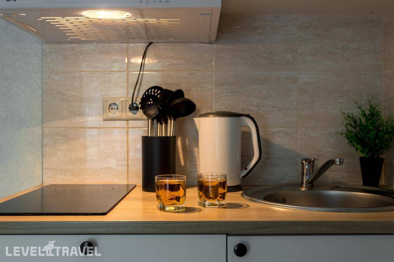 фотографии отеля Апартаменты На Улице Молостовых в Россия(Восточный административный округ (ВАО)) - фото №12