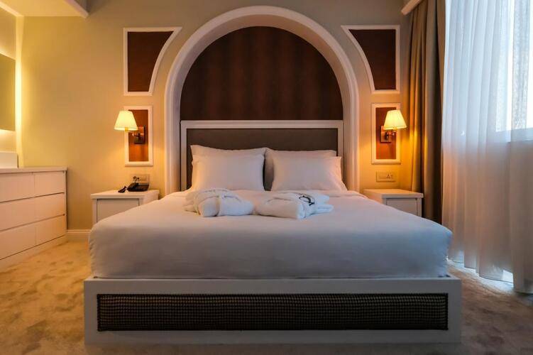 Dbd Hotels Bayrakli