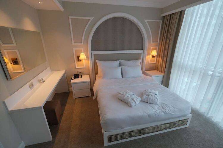 Dbd Hotels Bayrakli