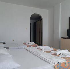 $item['hotel']['name']