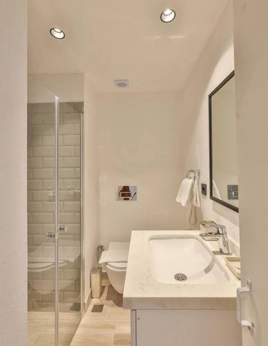 Zinbad Hotel