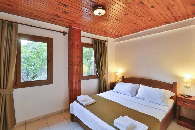 Zinbad Hotel