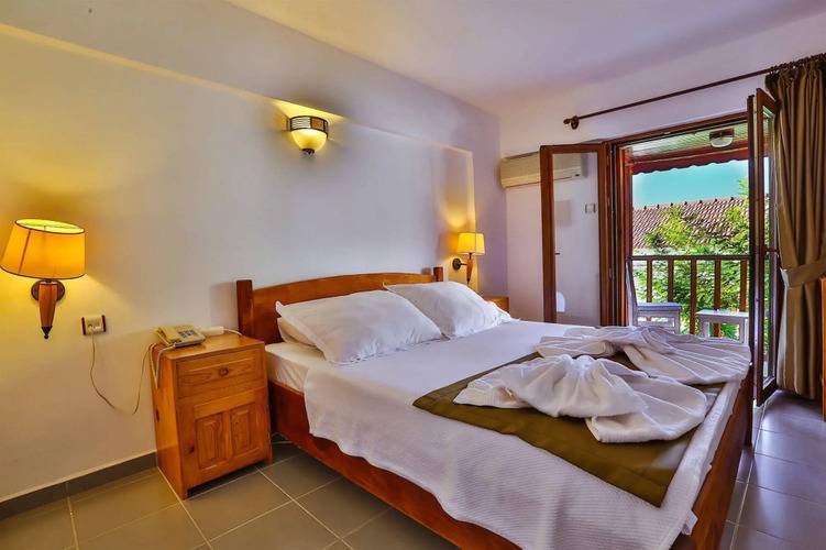 Zinbad Hotel