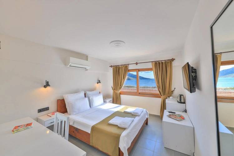 Zinbad Hotel