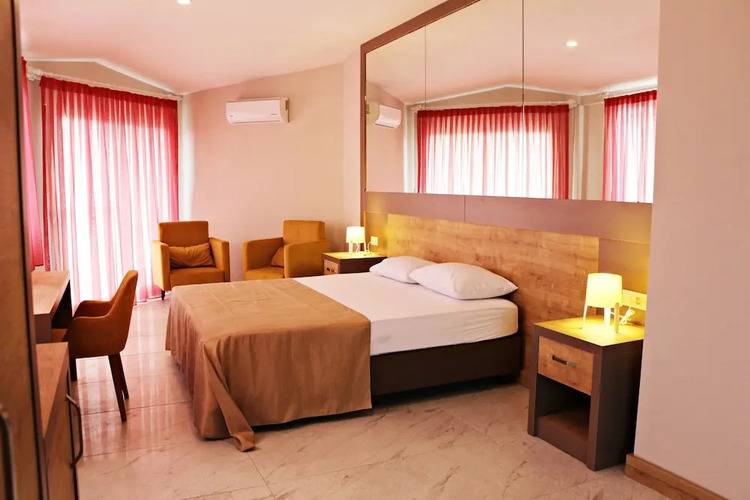 Ferah Hotel