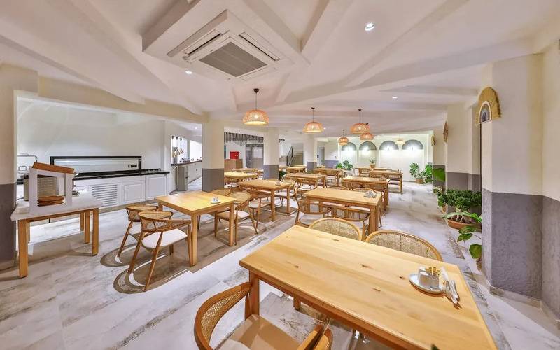 Athena Hotel