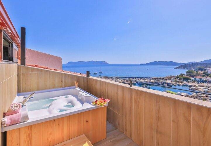 Athena Hotel