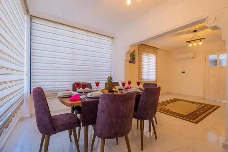 Bd Luna Villas